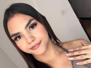 MelodyRosen - Live porn &amp; sex cam - 23571565