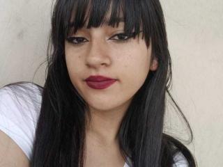 GretaVittale - Live porn &amp; sex cam - 23572549