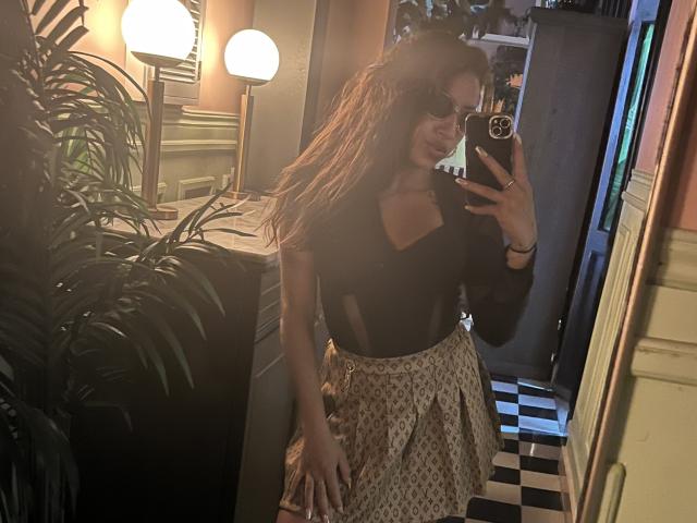 PaulettSmith - Live porn &amp; sex cam - 23573577