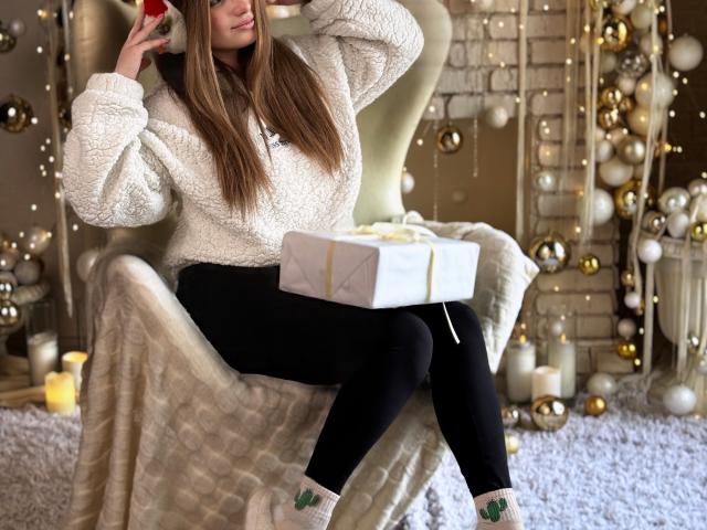 CarolineHott69 - פורנו בשידור חי ומצלמת סקס - 23573833