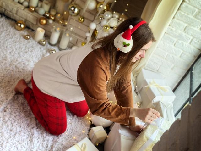 CarolineHott69 - 라이브 포르노 &amp; 섹스 캠 - 23574541