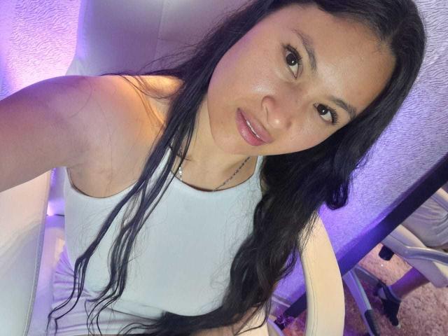 MelanyColins - Live porn &amp; sex cam - 23574841