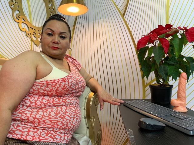 EllenaMilf - Live sex cam - 23575609