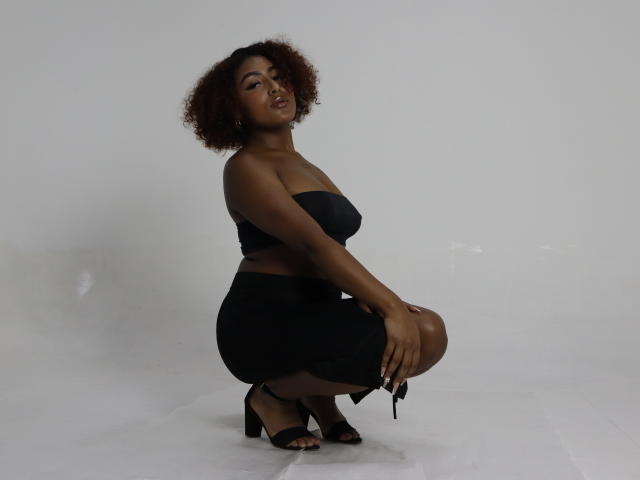 AmberQueeny - Sexe cam en vivo - 23576481