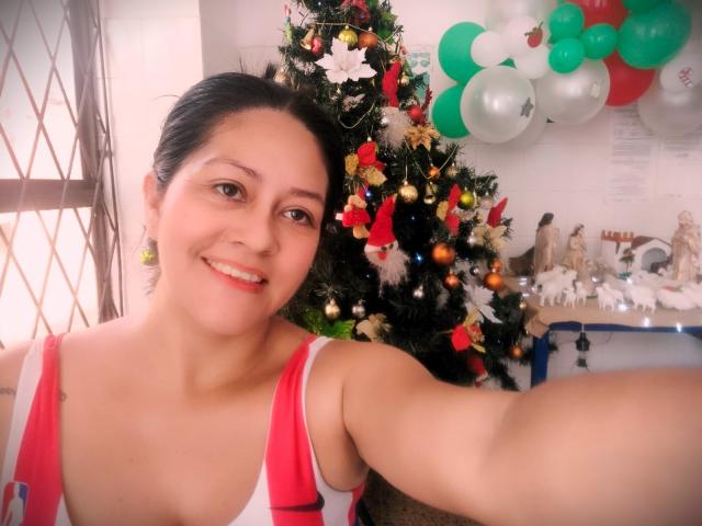 CarolinaAdams - Sexe cam en vivo - 23580377