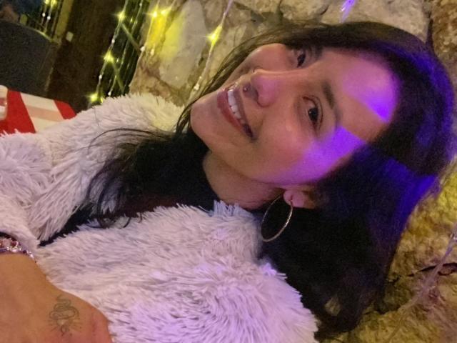 ElizabethMacy - ライブポルノ&amp;セックスカム - 23581857