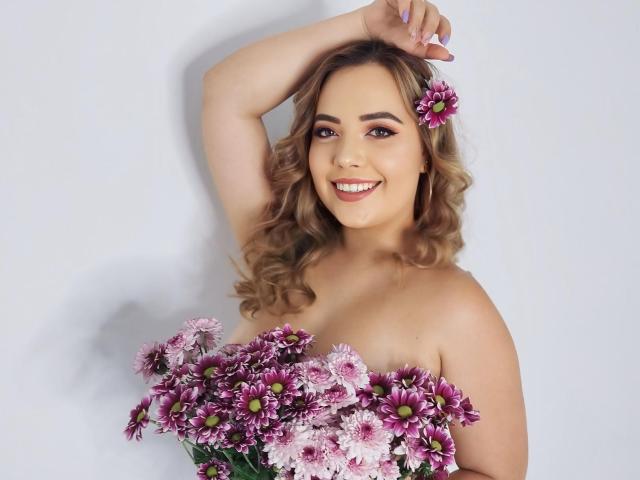 ZoeTobon69 - Live sex cam - 23582253