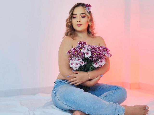 ZoeTobon69 - Live porn &amp; sex cam - 23582349