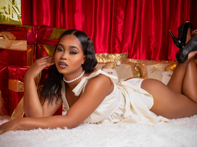 EmilyHillsong - Sexe cam en vivo - 23584077