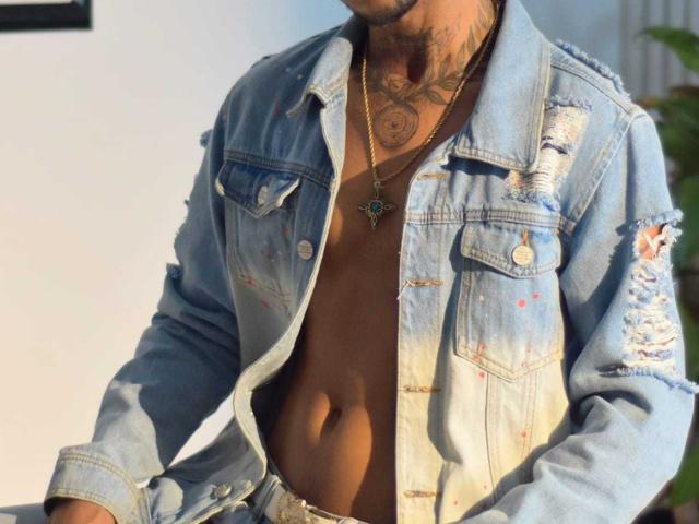 ZackBrown - Live porn &amp; sex cam - 23585233