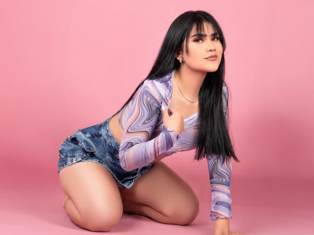 SelenaRosse - Live porn &amp; sex cam - 23586581