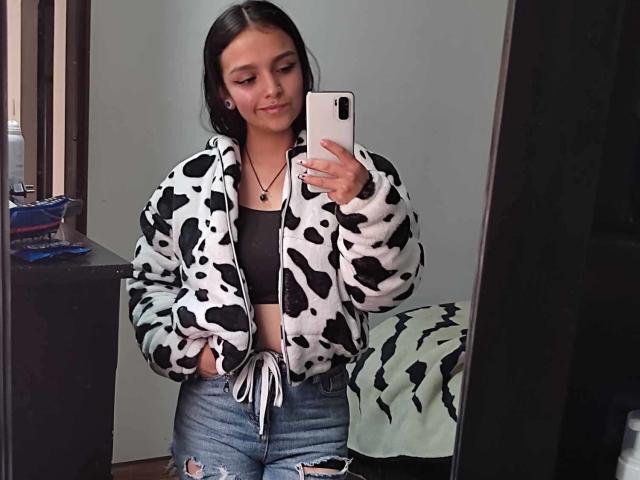 MarietteJones - Élő pornó és szexkamera - 23587477