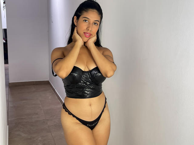 Chanelly - Live sex cam - 23592361