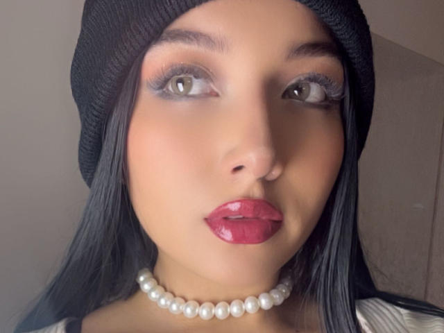 LillyTaylor - ライブポルノ&amp;セックスカム - 23592413