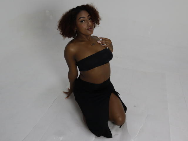 AmberQueeny - Sexe cam en vivo - 23594765