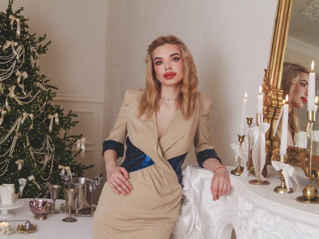 AdeleClifford - Live porno og sexkamera - 23597329