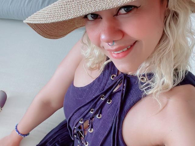 TarahDustin - Live porn &amp; sex cam - 23597705