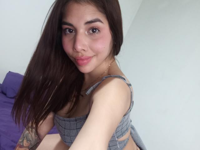 LucyMartelli - Live porn &amp; sex cam - 23599285