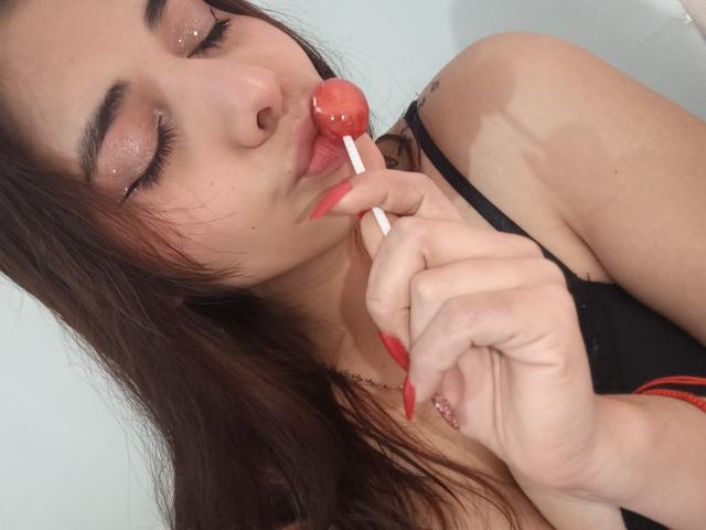 LucyMartelli - Sexe cam en vivo - 23599377