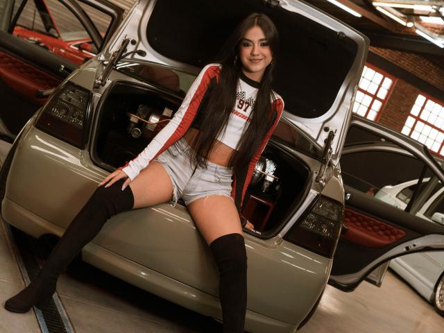 VictoriaSaens - Live porn &amp; sex cam - 23599629