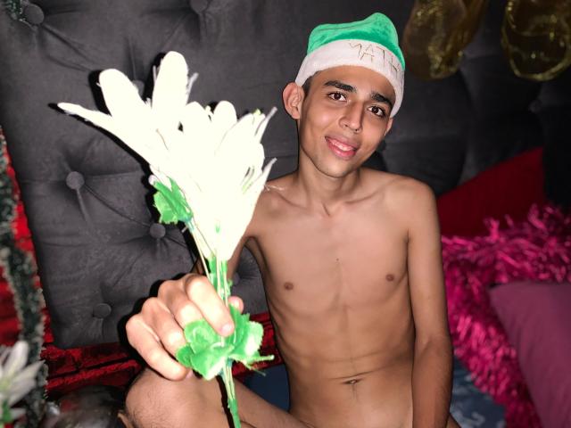 BryanSexxy - Sexe cam en vivo - 23600077