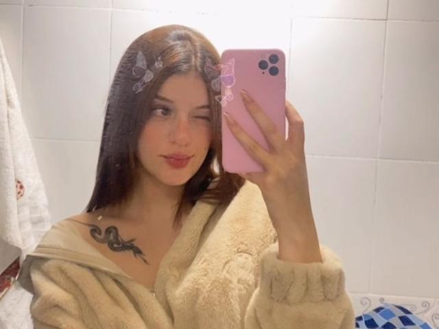 LiaHarrys - Sexe cam en vivo - 23604485