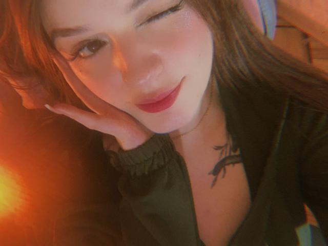 LiaHarrys - Live porn &amp; sex cam - 23604493