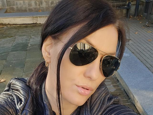 JoliDanielle - Porno na żywo i seks kamera - 23611453