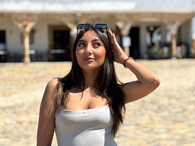 DianaFernandezz - Live porn &amp; sex cam - 23613769