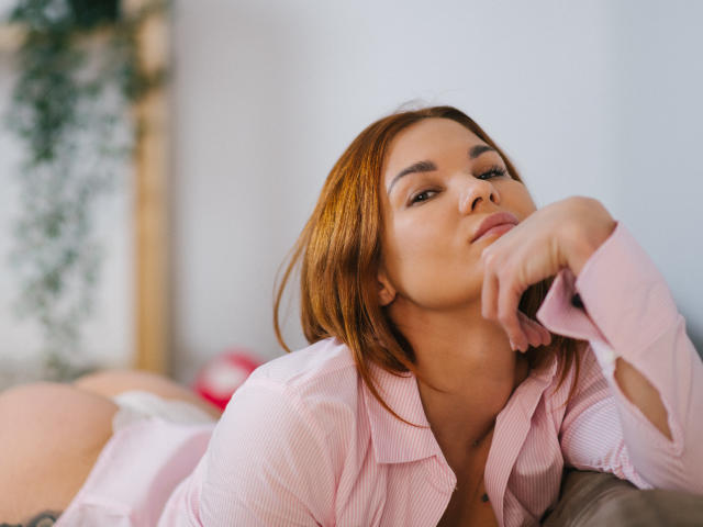 SugarBonny - Live porn &amp; sex cam - 23614853