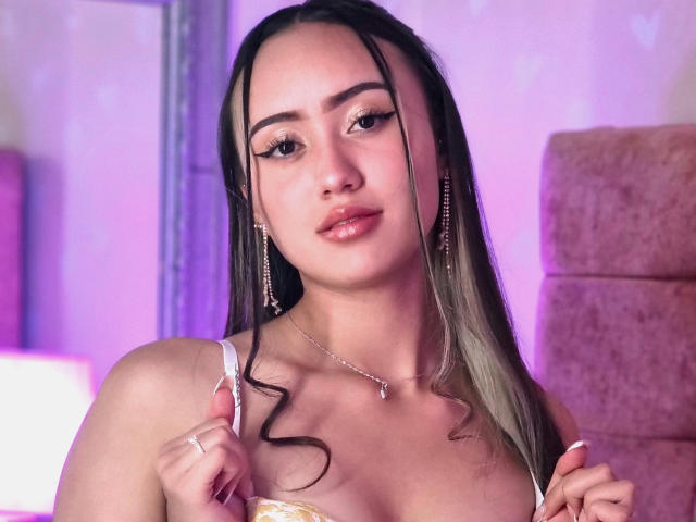 LiaBella - Live porn &amp; sex cam - 23616485