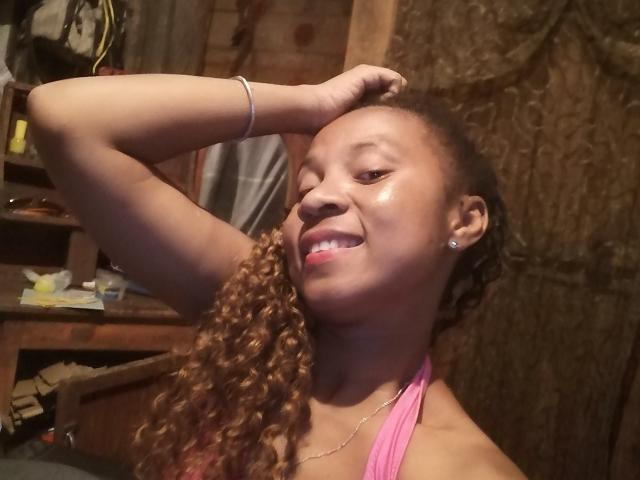 Edrwina69 - сексуальная веб-камера в реальном времени - 23616617