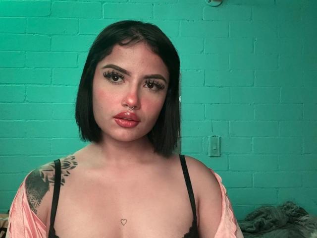 PixieeLove - сексуальная веб-камера в реальном времени - 23639245