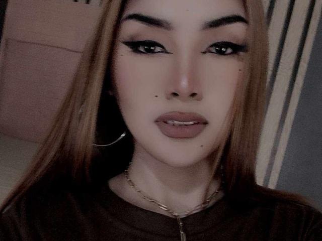 MissteriousMe - Live porn &amp; sex cam - 23642477