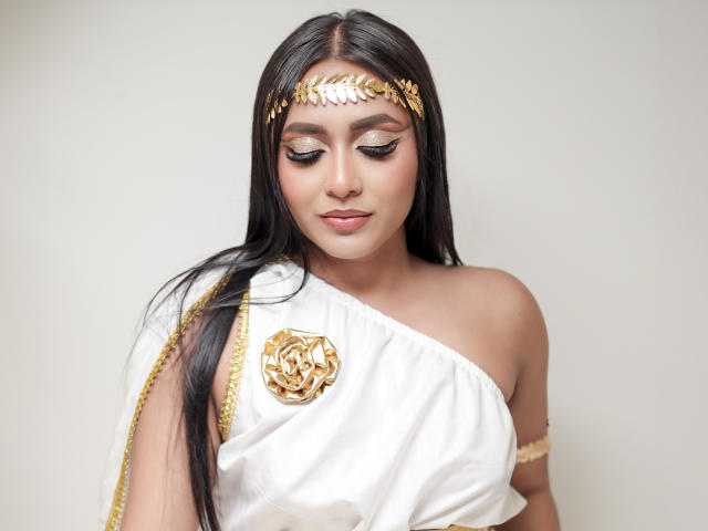 SofiaJames - Live porn &amp; sex cam - 23645133