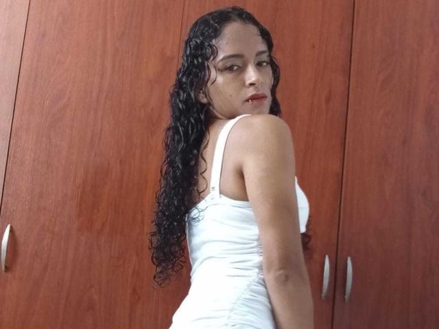 EmmaWod - Camera khiêu dâm &amp; quyến rũ trực tiếp - 23646349