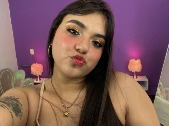 VictoriaSaens - Live sex cam - 23647209