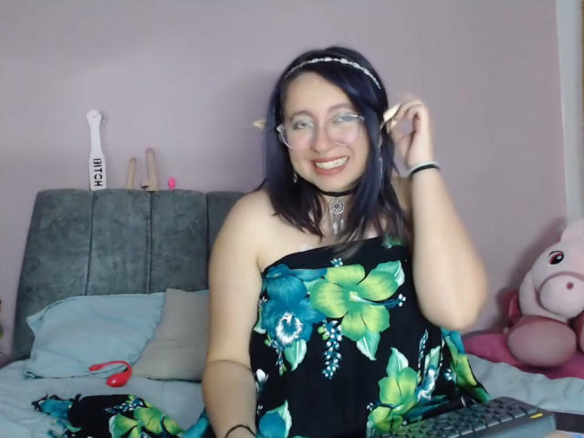 CinthiaWein - Live sex cam - 23649381