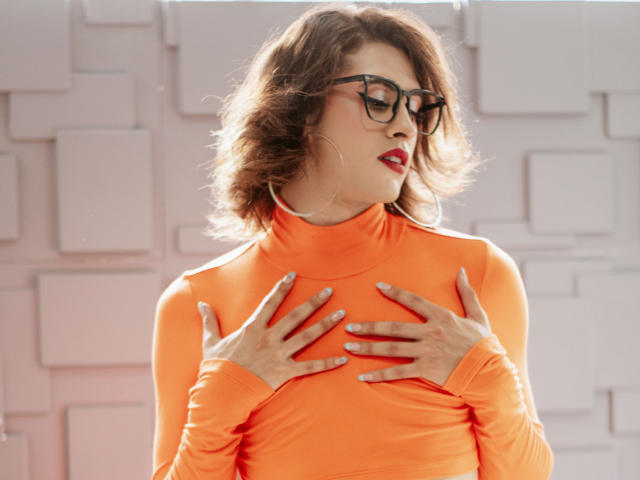 JulianaSaenz - Live porn &amp; sex cam - 23651401