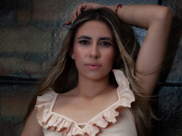 ScarlettKhan - Live porn &amp; sex cam - 23655065