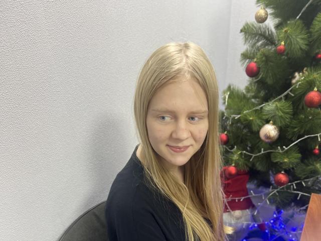 Laliina - Élő pornó és szexkamera - 23655285