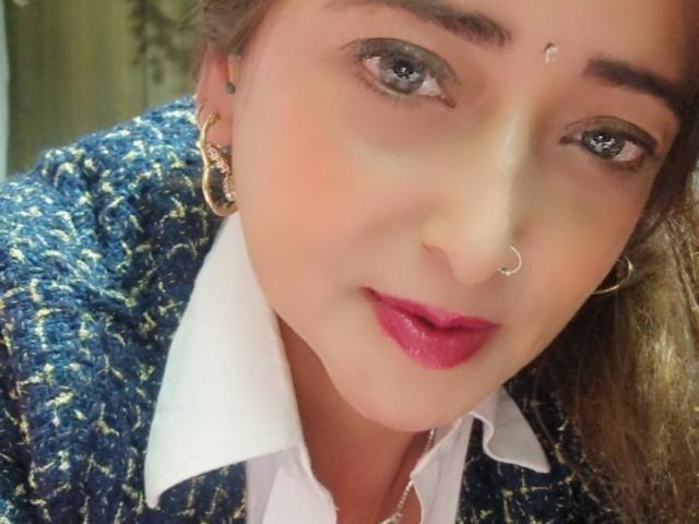 AlessadraJones - Live sex cam - 23657409