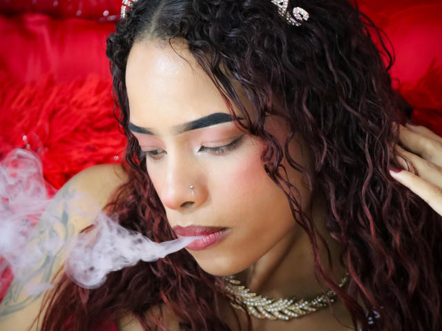 EvelynColinss - Live porn &amp; sex cam - 23657713