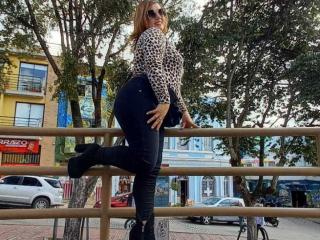 NatashaChaus - Live porn &amp; sex cam - 23657725