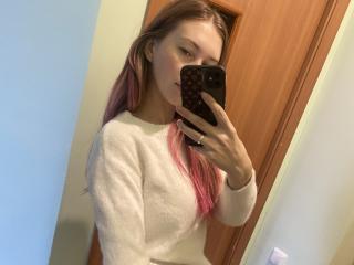 LolaShyLove - Live sex cam - 23660105