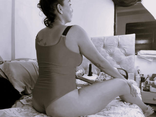 AmberDemons - Camera khiêu dâm &amp; quyến rũ trực tiếp - 23660445