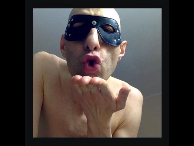 HandsomeAlfie - Live sex cam - 23662377