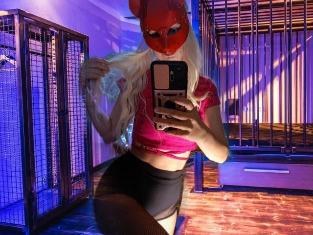 ViollaKiss - Live porn &amp; sex cam - 23663173