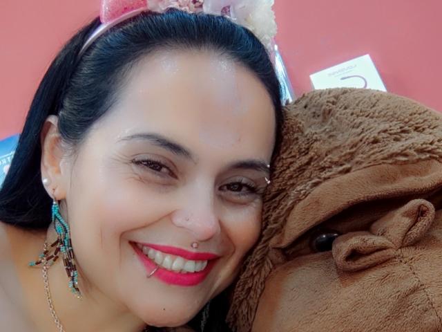 CharlotteCrofort - Élő pornó és szexkamera - 23664369