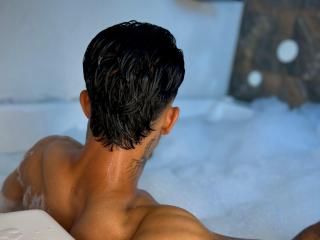 ThomasRileiy - Live porn &amp; sex cam - 23665969